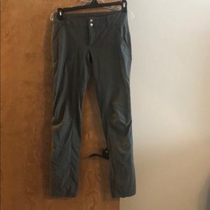 Columbia sz 2 grey light weight pants